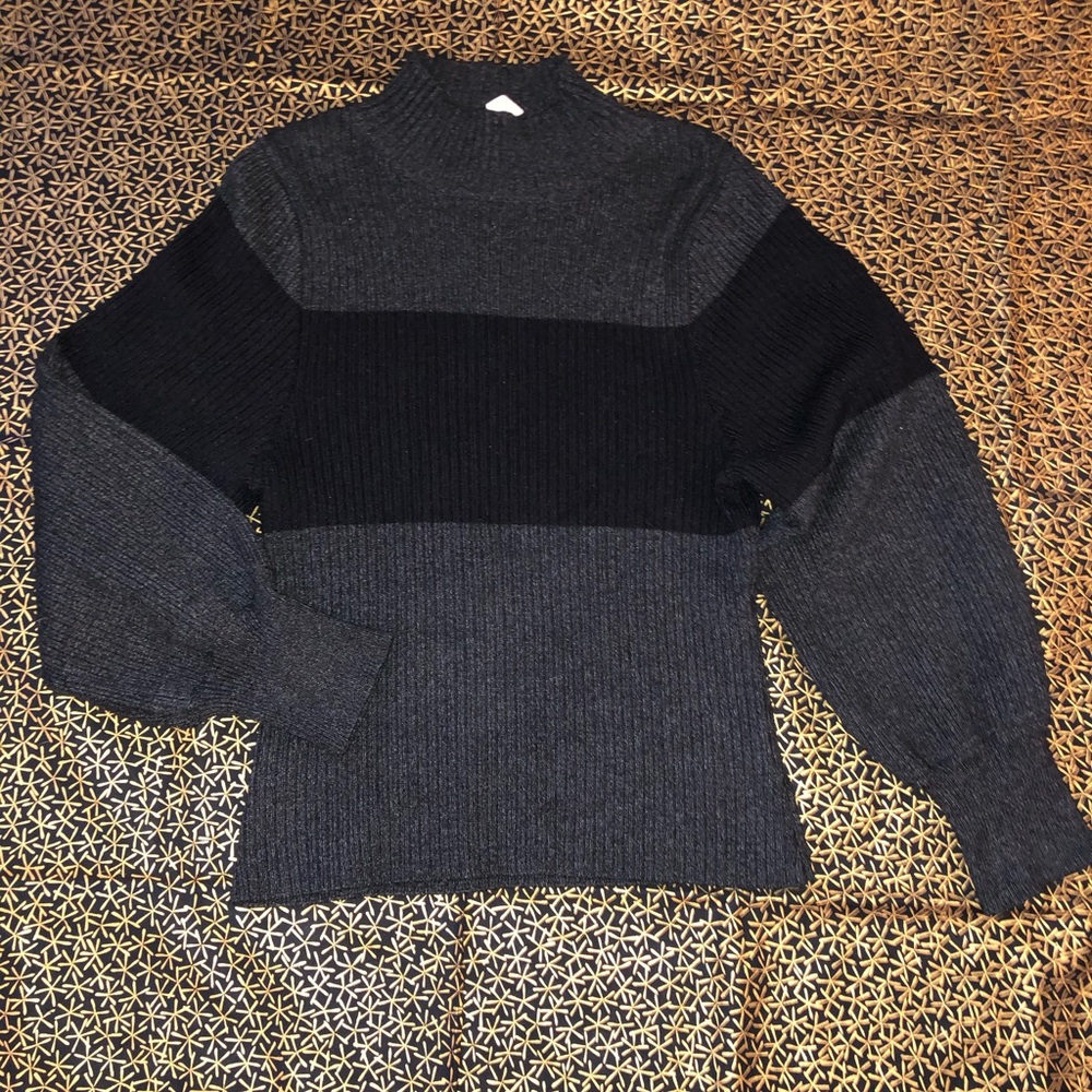 Sweater cable & gauge